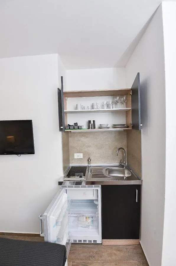 Apartment Old Town Rooms 1 Pula Croatia
